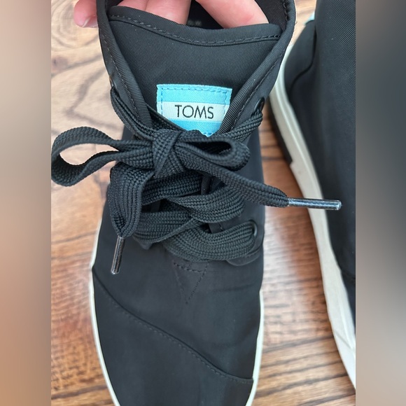 Toms Black Lug Hightops Canvas Lace Up Comfort Women's Sneakers Boots. Size 10W - Picture 8 of 9